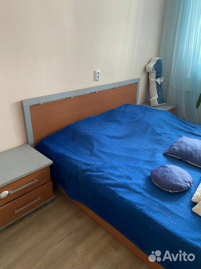 Тумба прикроватная