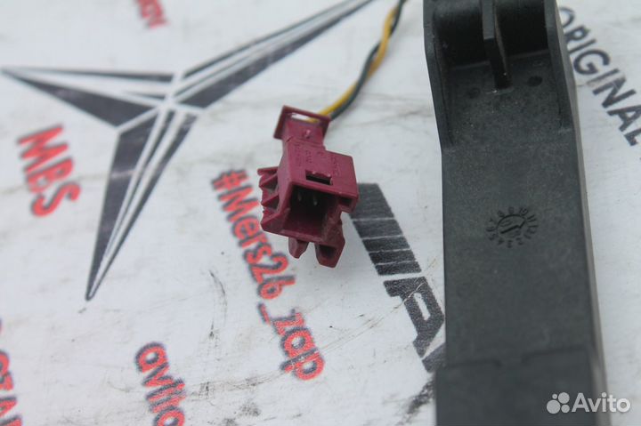 Антенна Keyless Go W221 Mercedes