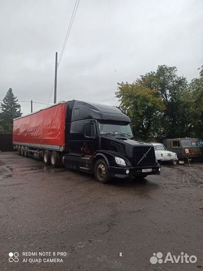 Volvo VNL, 2011