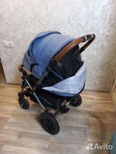 Прогулочная коляска capella