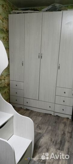 Двухъярусная кровать бу с матрасами