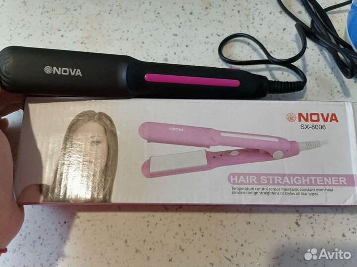 Выпрямитель для волос новый