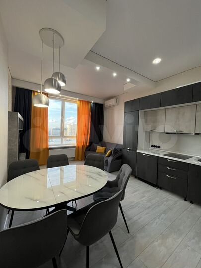2-к. квартира, 65 м², 13/22 эт.