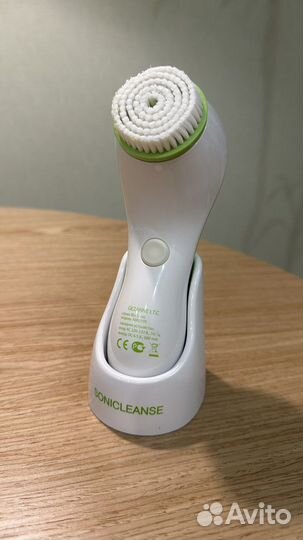 Щеточка-массажер для глубокой чистки кожи лица