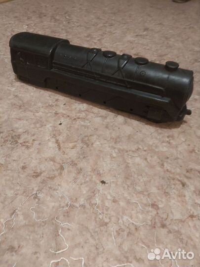 Старинный паровоз