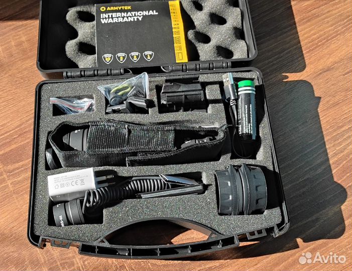 Тактический набор: Armytek Viking Pro Extended Set
