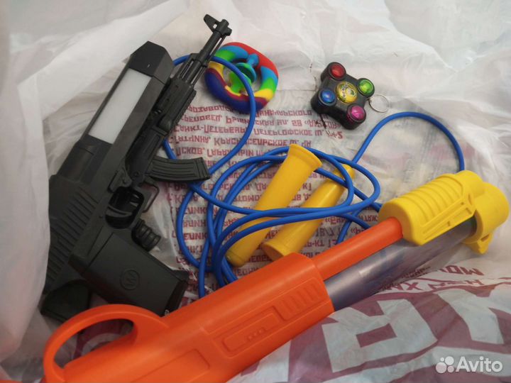 Детские игрушки