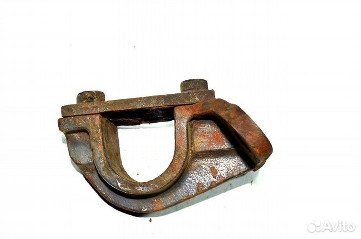 Кронштейн стабилизатора, переднего моста, нижний п