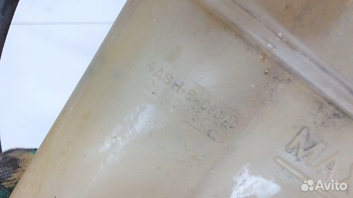 Бачок расширительный Nissan Armada, 2004