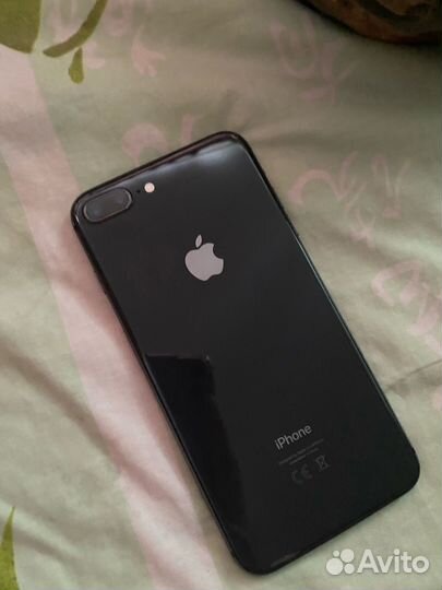 iPhone 8 Plus, 64 ГБ