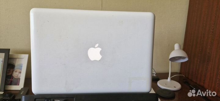 Apple MacBook mid 2010