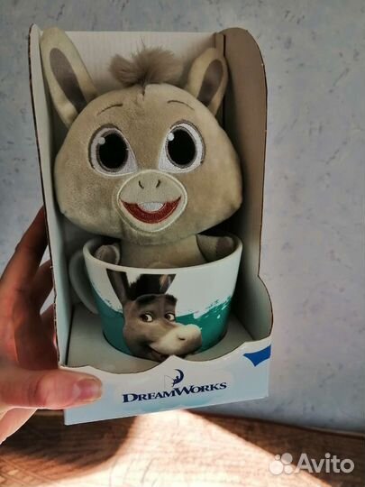 Игрушка в кружке магнит