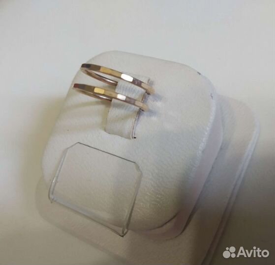 Круглые золотые серьги