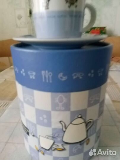 Две кофейные пары в футляре