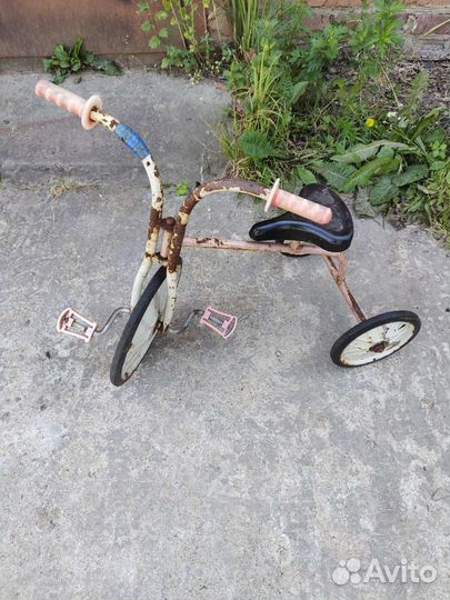 Детский трехколесный велосипед СССР