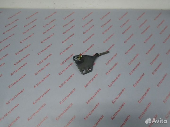 Nissan 11926-4M500 Кронштейн натяжителя ролика