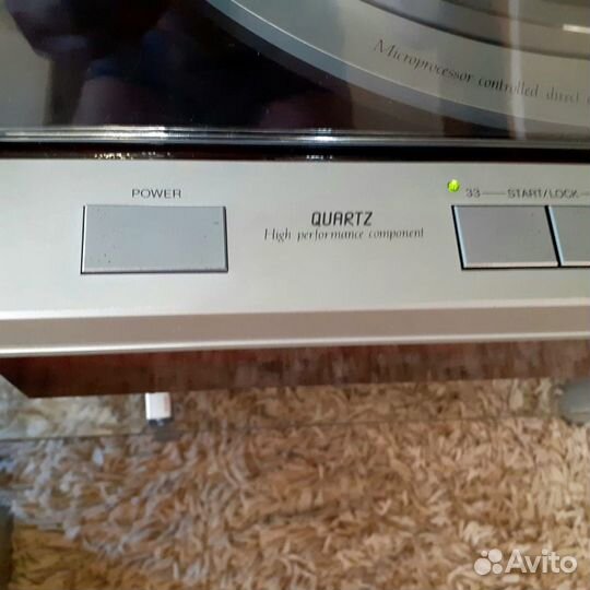 Проигрыватель винила Denon DP-47F Quartz