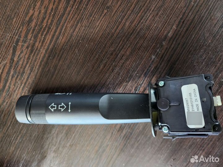 Блок подрулевых переключателей Chevrolet AveoT300