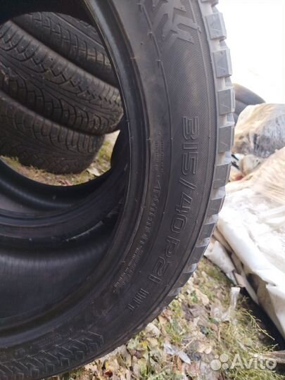 Nokian Tyres Hakkapeliitta 8 SUV 315/40 R21 101H