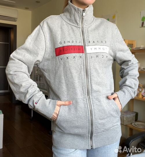 Кофта Tommy Hilfiger на молнии
