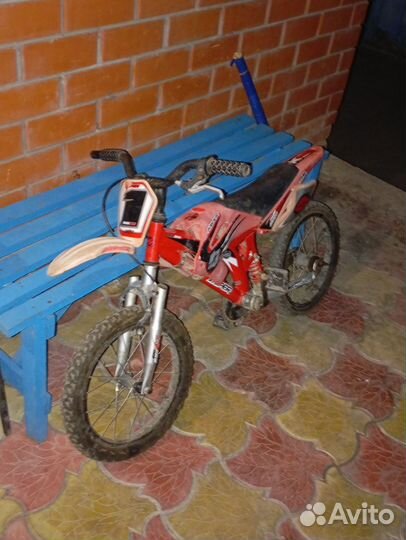 Велосипед-питбайк бу состояние в норме
