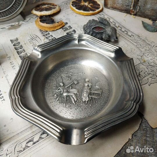 Антиквариат из Европы. Подарочный набор, олово