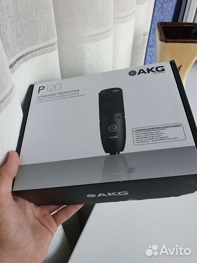 Студийный микрофон AKG P120