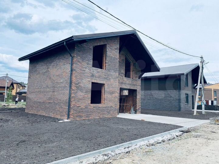 Дом 106 м² на участке 8 сот.