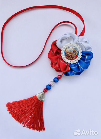 Подвеска в авто на зеркало