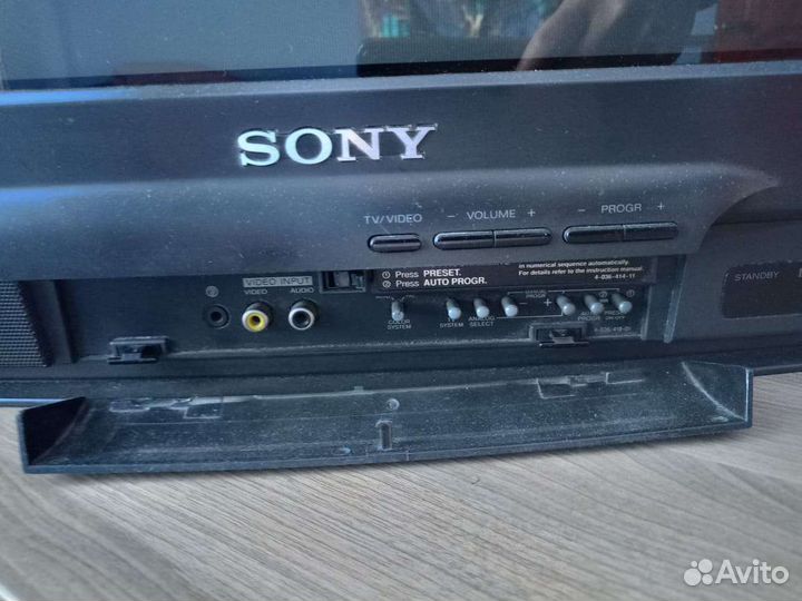 Телевизоры sony, диагональ -52 см и 35 см