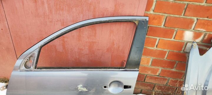 Дверь передняя левая mitsubishi outlander xl