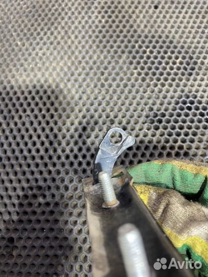 Ручка крышки багажника Кайрон SsangYong Kyron