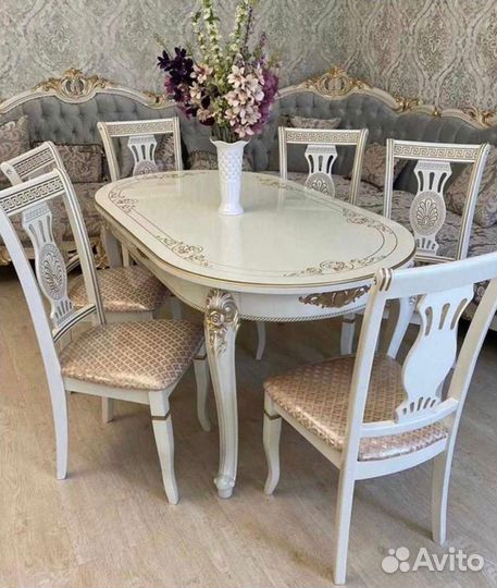 Цена за комплект / Стол и стулья (Новые )