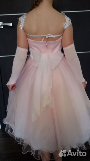 Праздничное платье на девочку