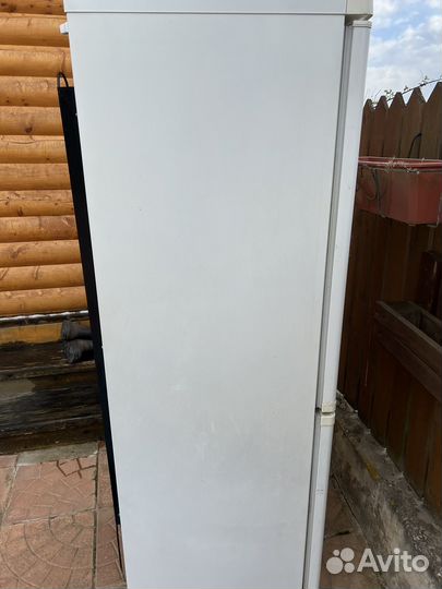 Холодильник бу stinol 101
