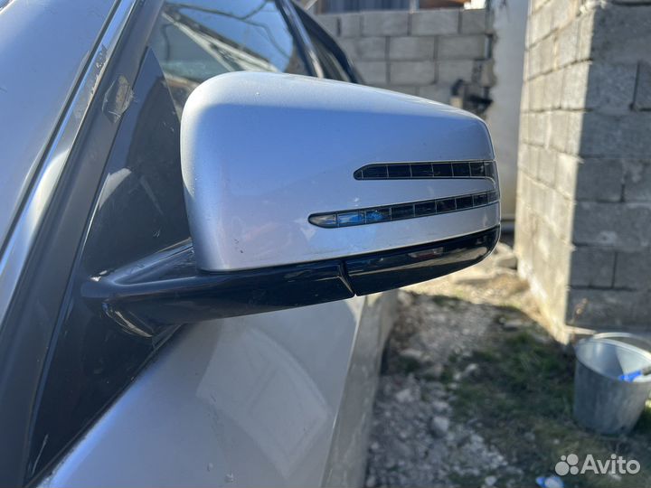 Mercedes e-класс