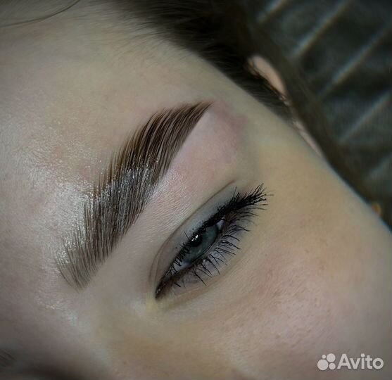 Долговременая укладка бровей