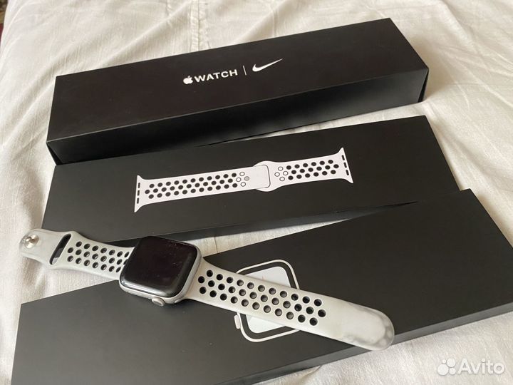 Часы apple watch 6 44 mm nike