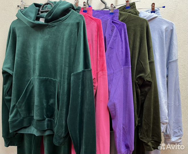 Спортивный костюм женский