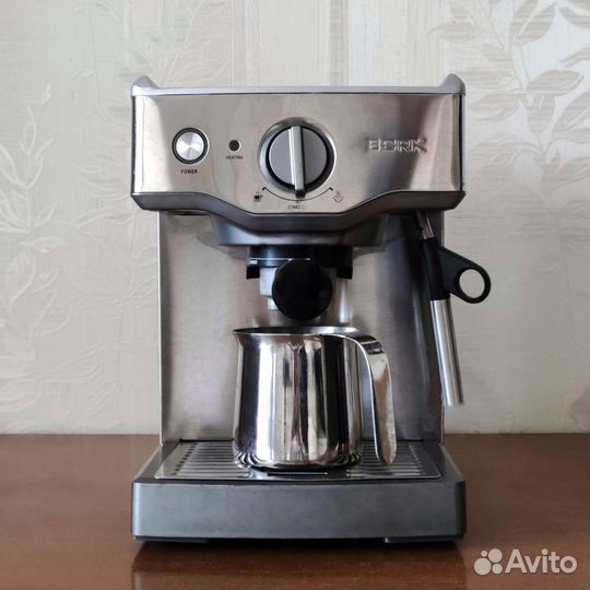 Кофеварка Bork