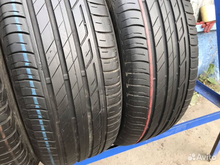 Bridgestone Turanza T001 205/55 R16