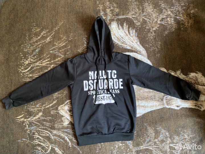 Костюм спортивный