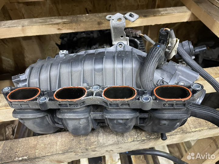 Впускной коллектор Peugeot 308 408 1.6
