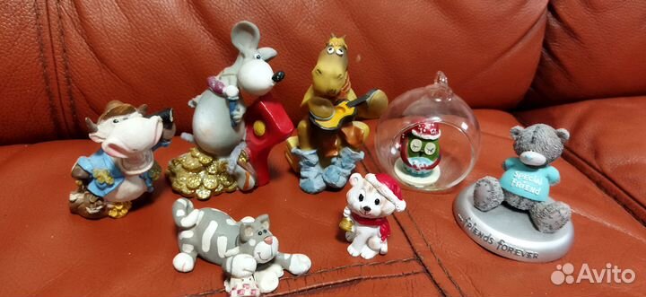 Статуэтки разные