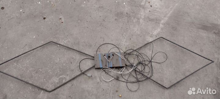 Антенна тв уличная 165*42 см