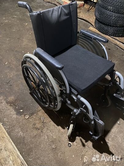 Коляска инвалидная