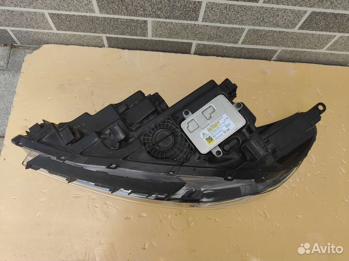 Фара правая Kia Sorento III Prime