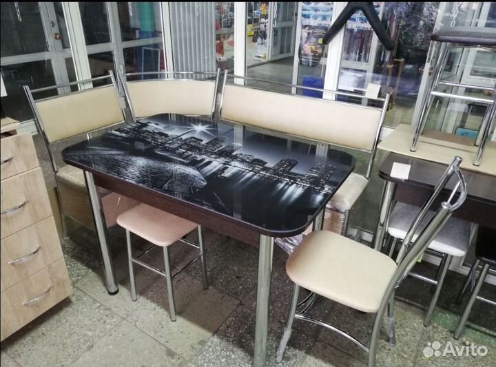 Кухонный уголок