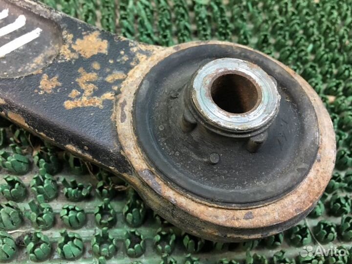 Рычаг подвески передний правый Peugeot 307 3A/C