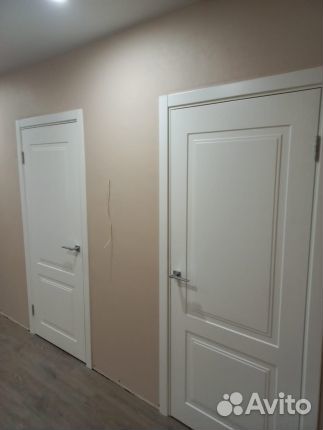 Двери межкомнатные белые
